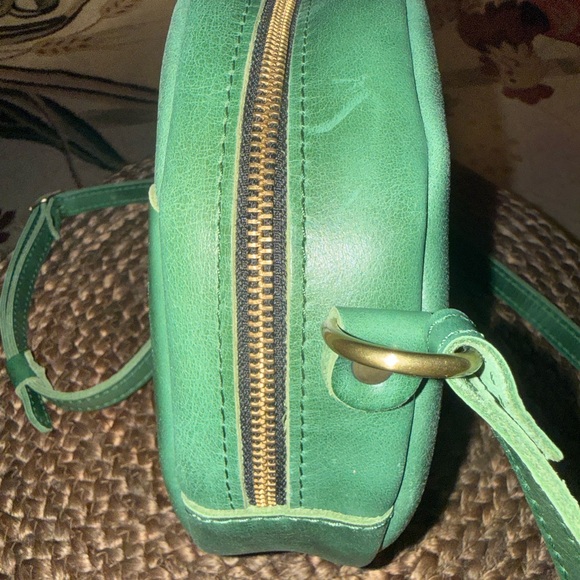 Portland Leather Emerald Crossbody Bag Set - Picture 4 of 16